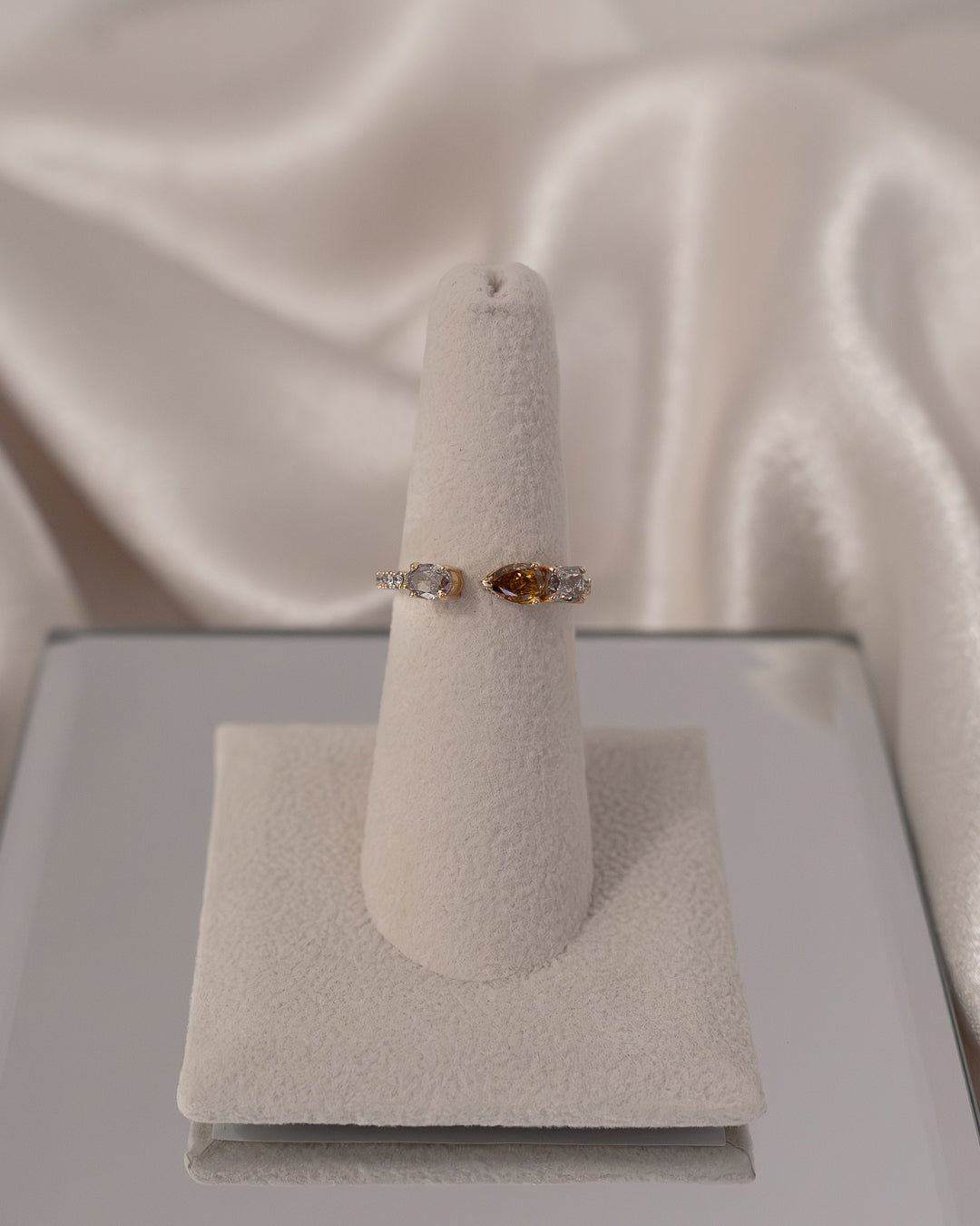 Fancy yellow Diamond ring set in 18kt Yellow Gold | size 6.5